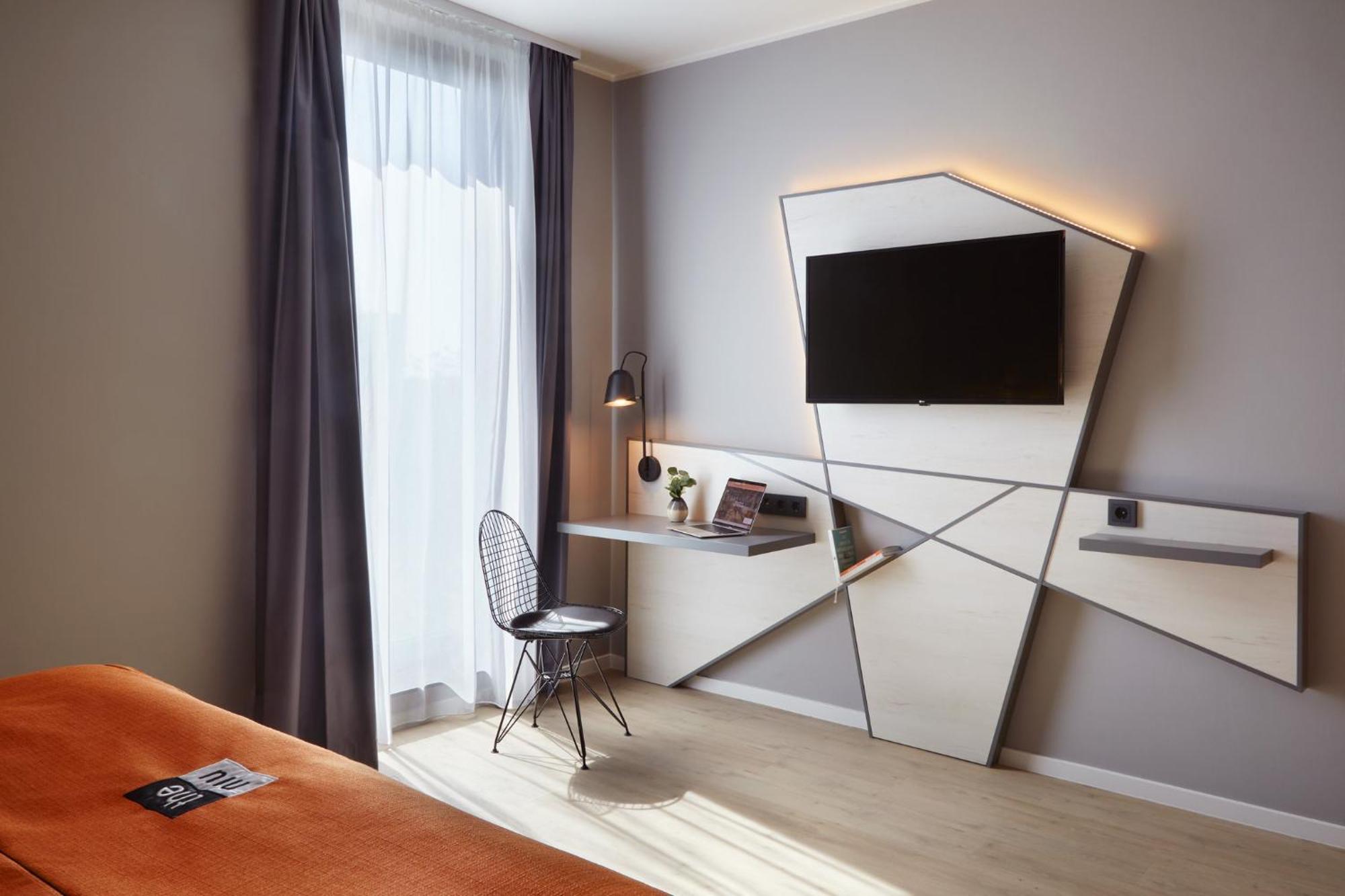 Holiday Inn - The Niu, Hub Dusseldorf Messe By Ihg Экстерьер фото